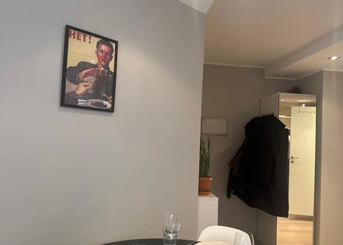 Stylish 2br With Patio And Smart Tv - 10 Min To Bryggen Apartmán