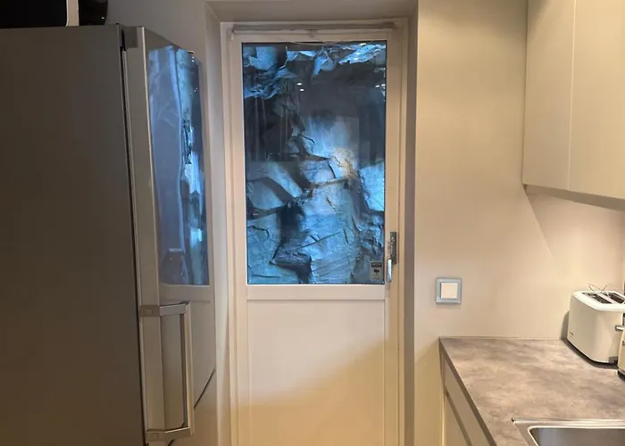 Stylish 2br With Patio And Smart Tv - 10 Min To Bryggen Apartmán Bergen